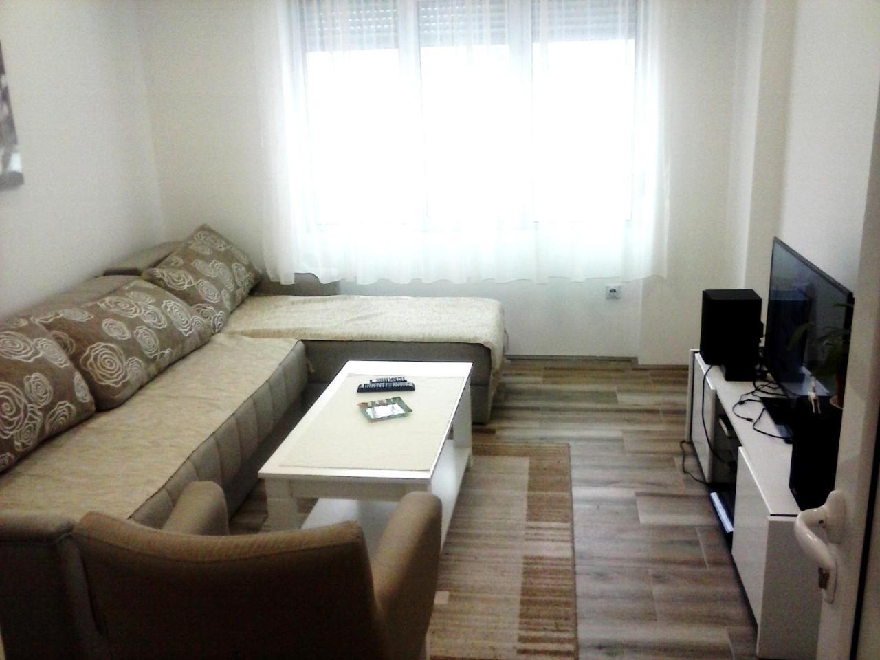 Apartman Veljic Ni Eksteriør billede